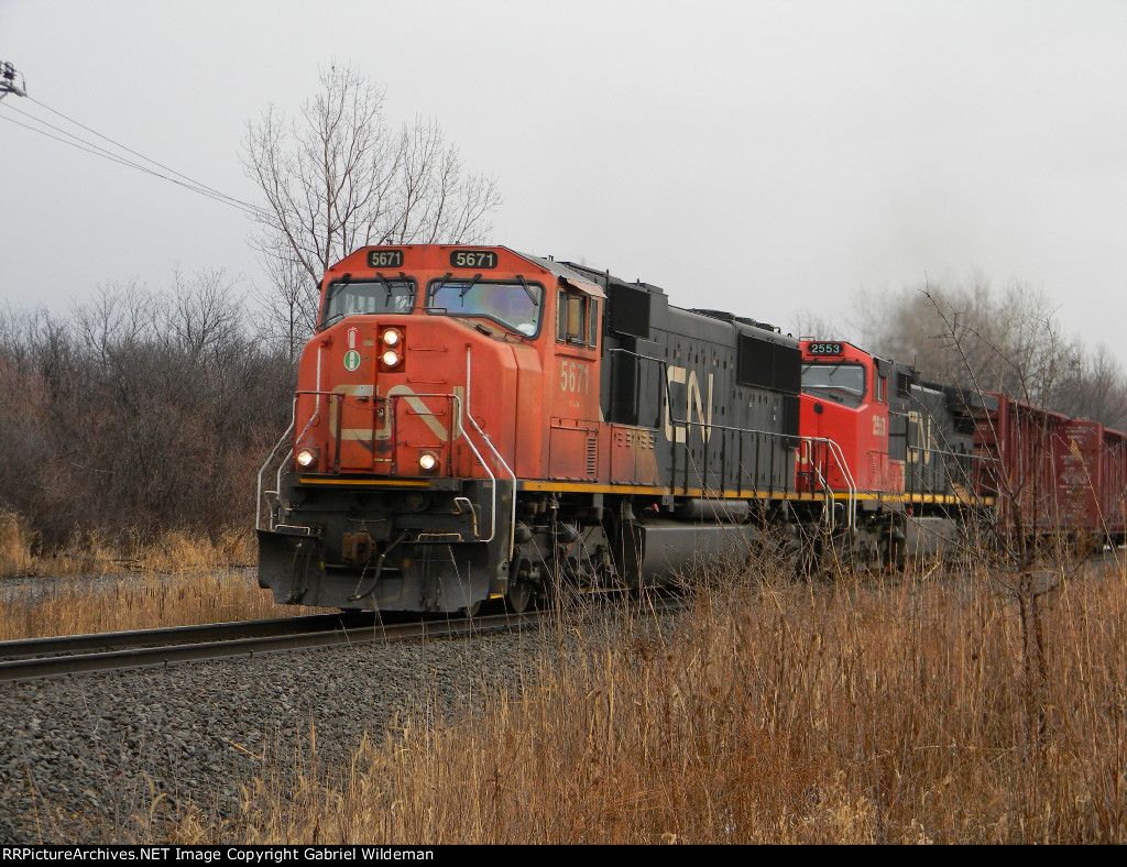 CN 5671 & CN 2553